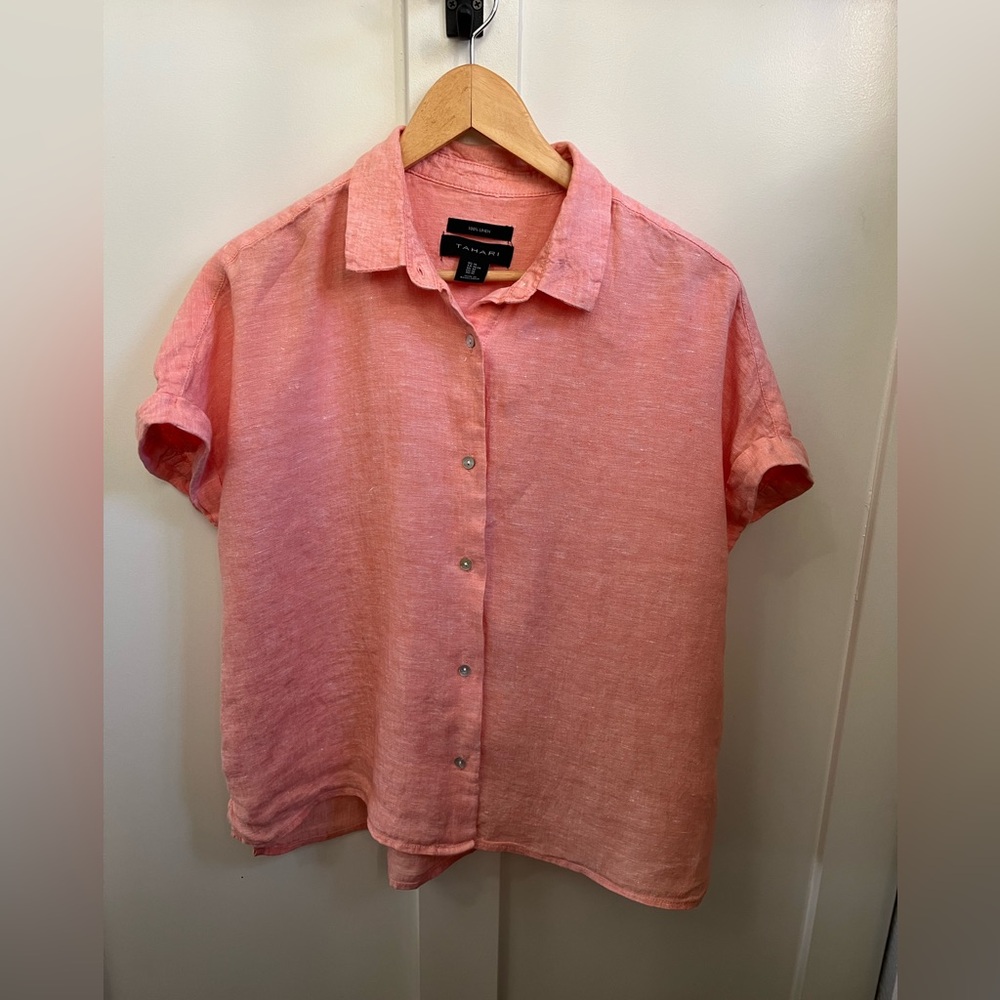 Tahari 100% linen short-sleeve button-down shirt coral/peach Medium